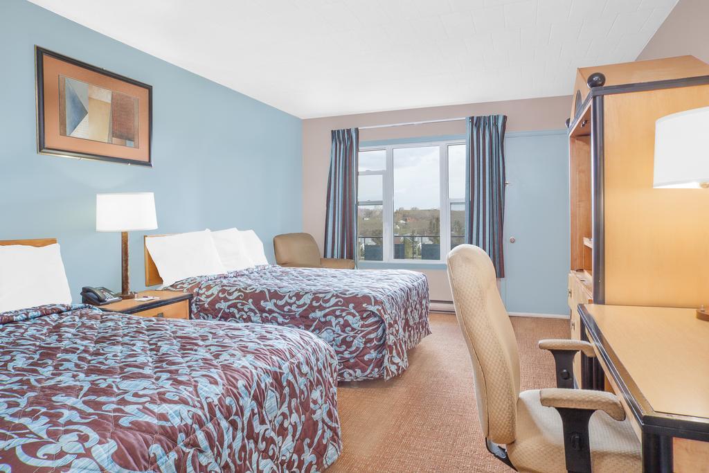 Belmont Inn Садбері Екстер'єр фото
