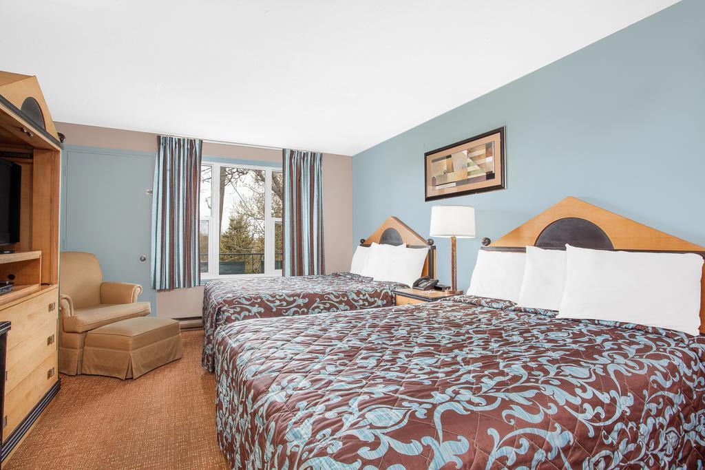 Belmont Inn Садбері Екстер'єр фото
